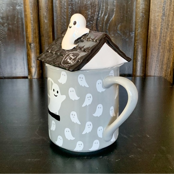 Flying Ghosts Haunted House Figural Topper Mug - Picture 4 of 11